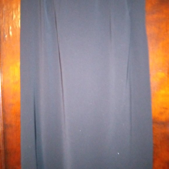 CHURCH FLOW!! 2-piece fuchsia pink & black skirt suit with black & gold buttons - Picture 3 of 6